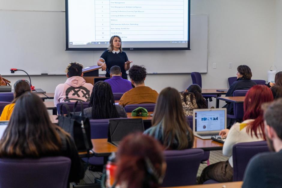 LBCC classroom: an instructor & students in a classroom setting