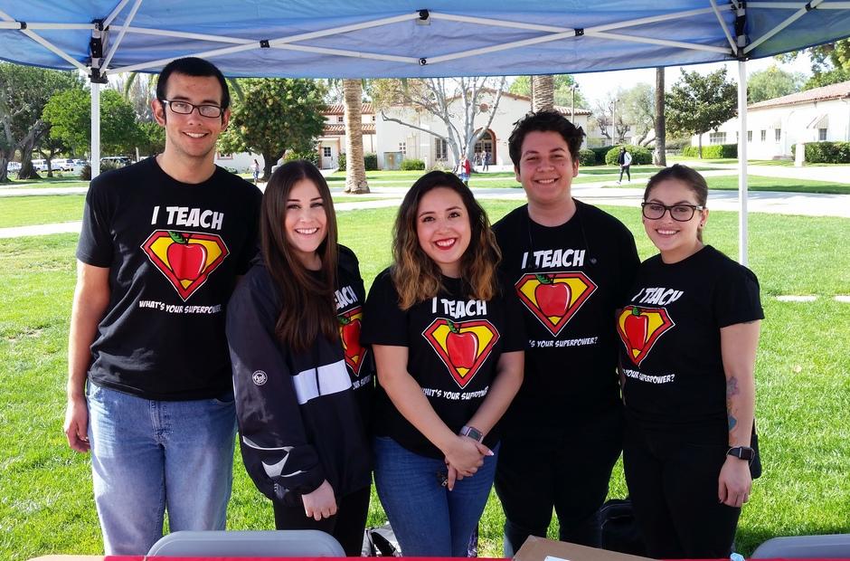 Students in the Future Teacher Club.