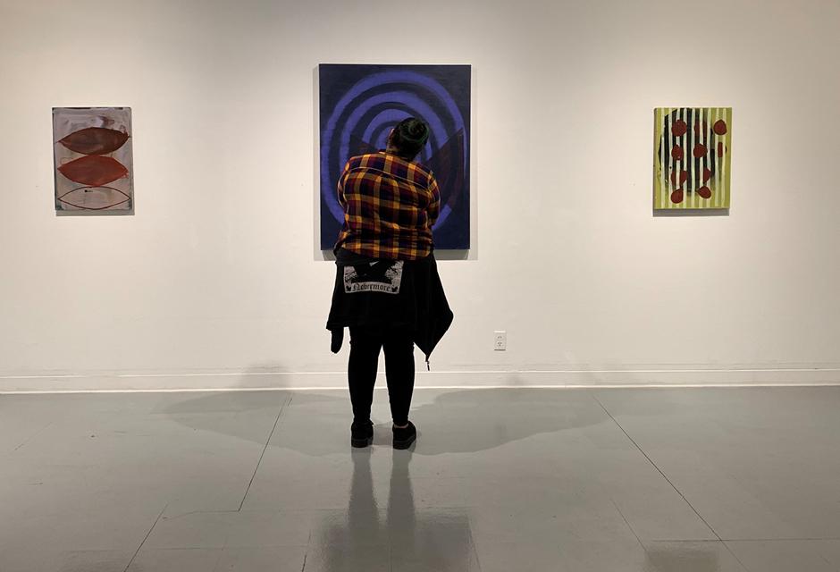 LBCC Art Students Looking at Art in the LBCC Art Gallery  