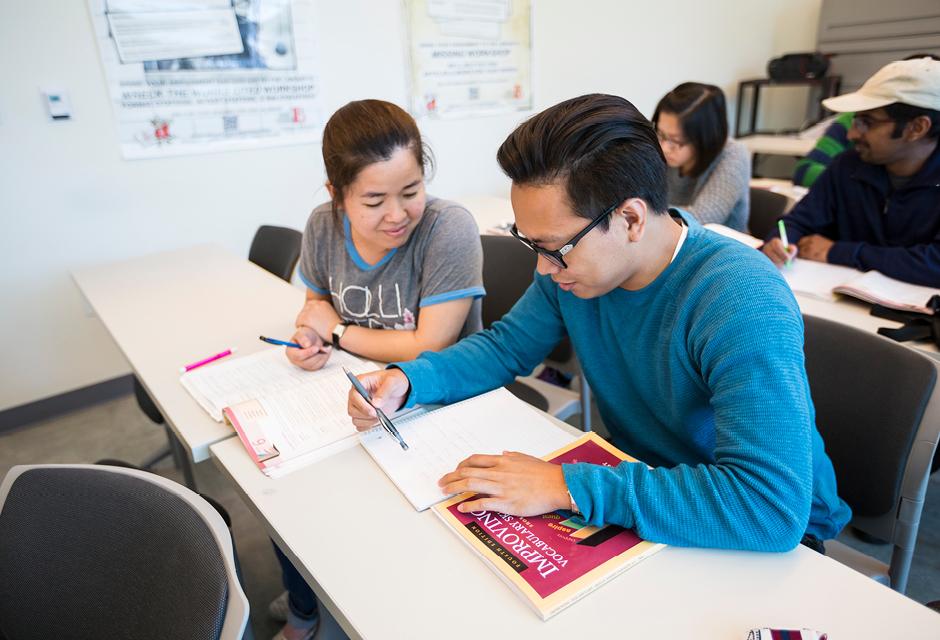 LBCC students in ESL classroom