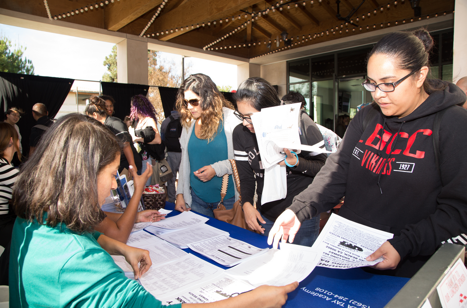 Students at a resource fair.