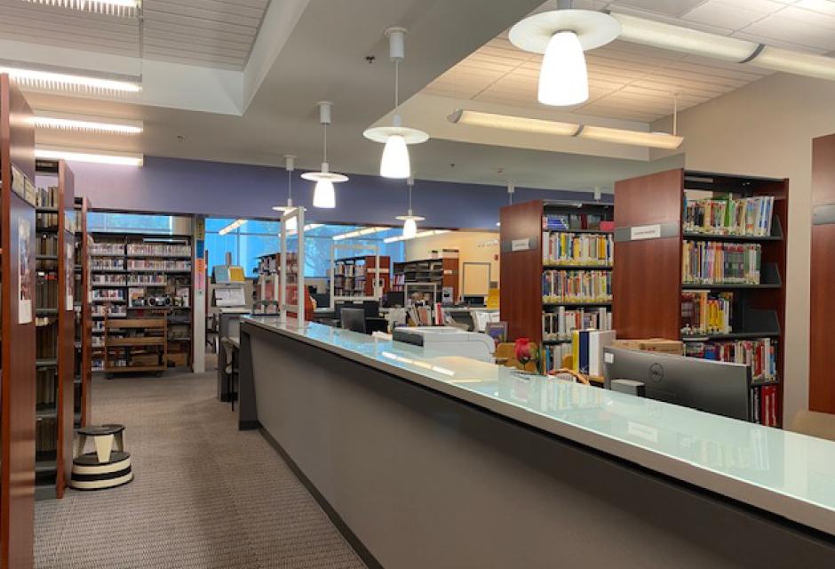 LBCC Circulation Desk