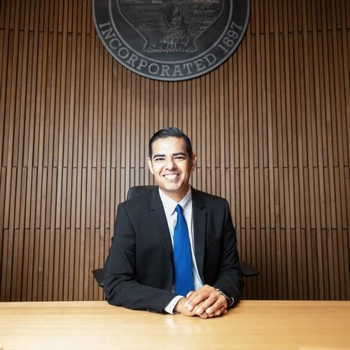 Mayor Robert Garcia